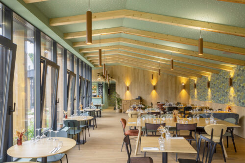 Photo intérieure Le Skali vue de la salle du restaurant
Atelier Cosme Architecture - Crédit photo : Guillaume Guérin